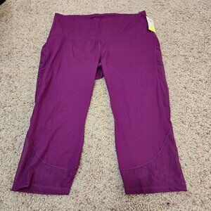 All-In-Motion Womens 2X Purple Capri Leggins w/Pockets NWT